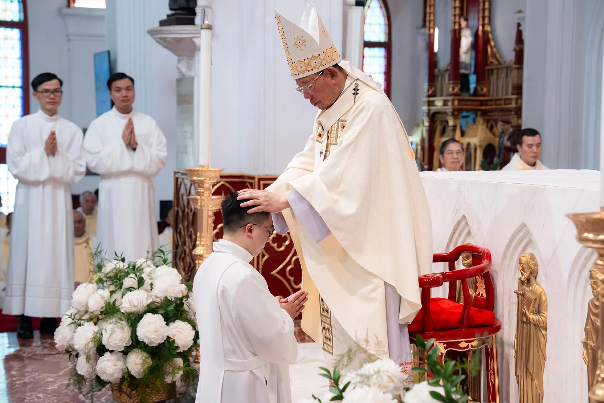 TGP Hà Nội: 19 chủng sinh lãnh nhận thánh chức Phó tế